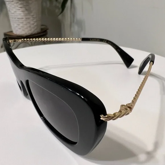 NWT Lanvin sunglasses Authentic NWT Lanvin Sunglasses main image 2